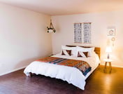 Sunlit Escape, Pool Access, Pet-Friendly