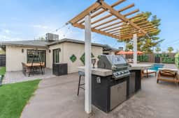 Heated Pool, Game Room & Chef's Kitchen
