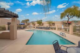 Private Patio & Fire Pit Near Canal Trails