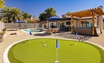 Relaxing Family Haven, Pool, Hot Tub, Games