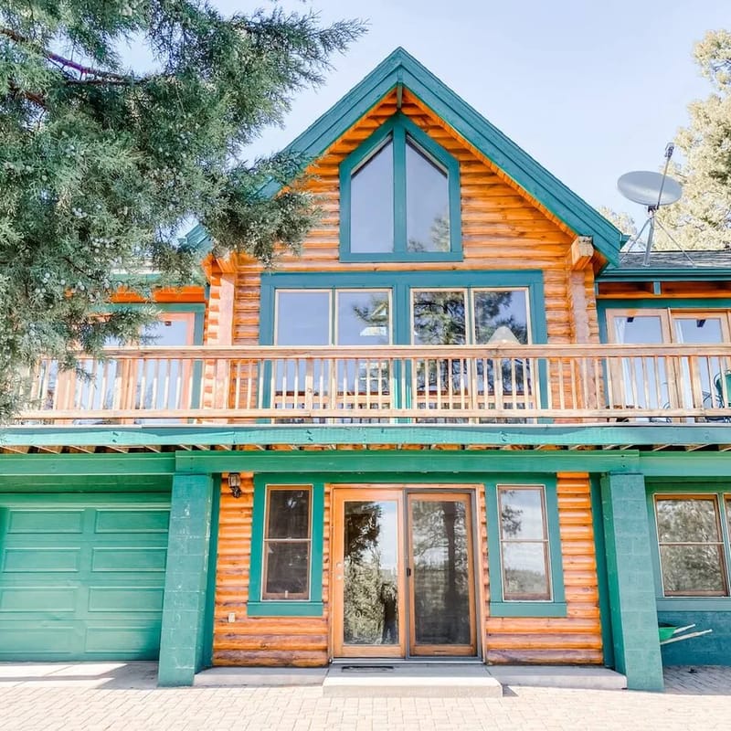 Mountain-View Log Cabin with Wraparound Deck
